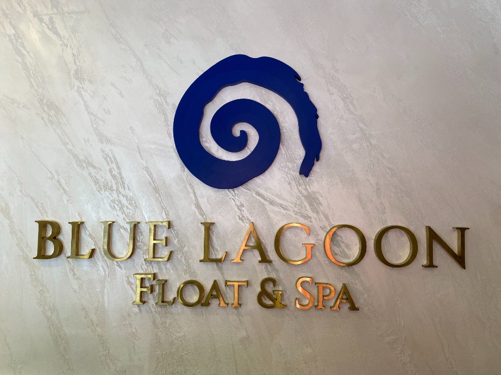 blue lagoon float and spa