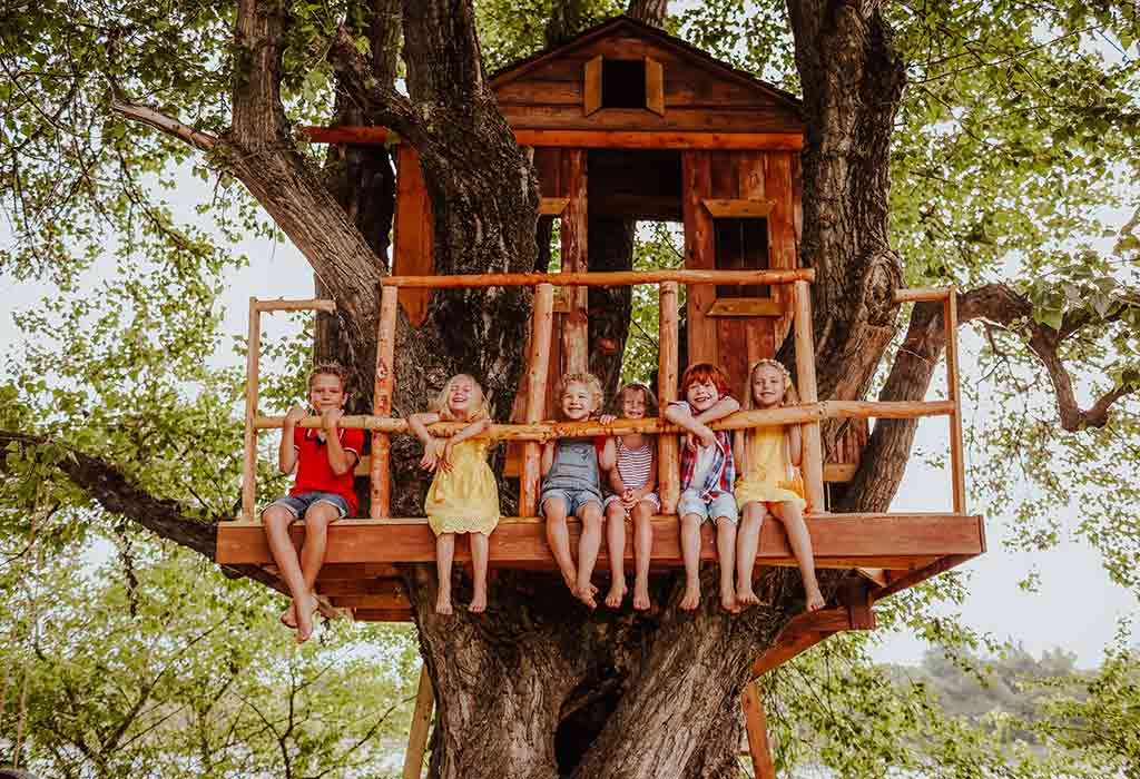 kids treehouse