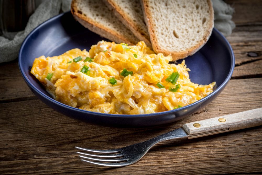 RECIPE: NUTREAT Scrambled Eggs - KIDDO Mag